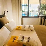 Vila With Heated Pool & Jacuzzi *