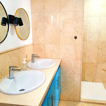 With Heated Pool & Jacuzzi Playa Blanca (Lanzarote)